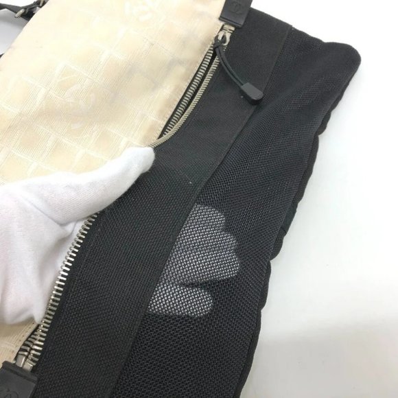 Auth CHANEL CC CC Mark New travel line Sports line Shoulder Bag - Picture 6 of 16